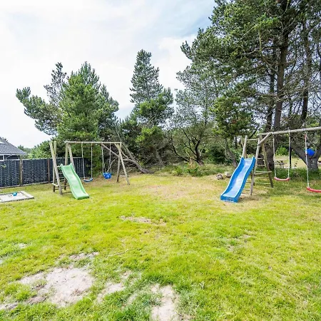 Holiday Cxliii Tatil Evi