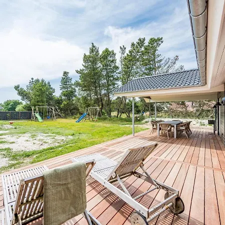 Holiday Cxliii Tatil Evi *